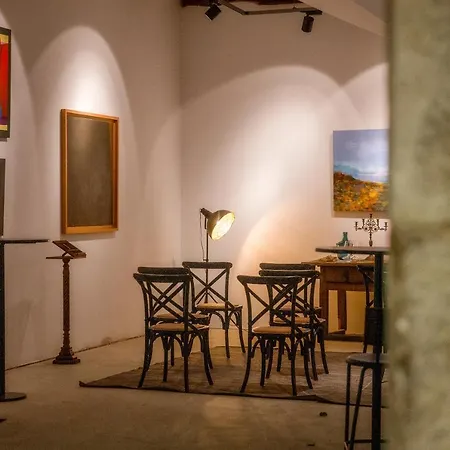 Casa Rectoral De San Eusebio * 奥伦塞